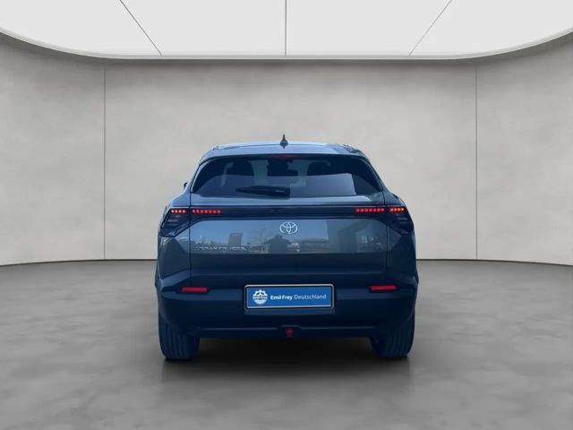 Toyota Urban Cruiser 61kWh Teamplayer