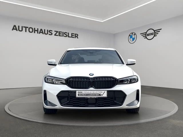 BMW 330 330i M-Sport Sedan xDrive