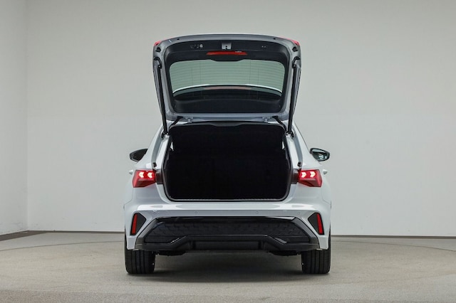 Audi A3 30 TFSI S-Line S-Tronic Sportback