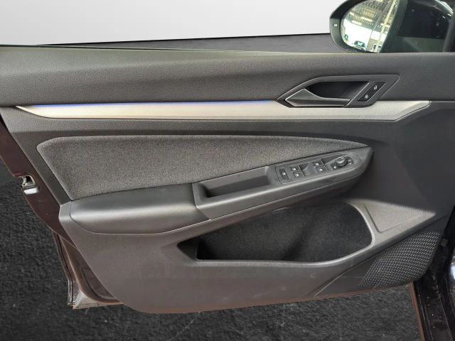 Volkswagen Golf 1.5 eTSI DSG Move Variant