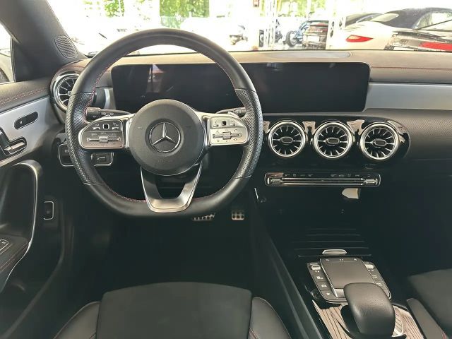 Mercedes-Benz CLA 200 AMG Line CLA 200 d