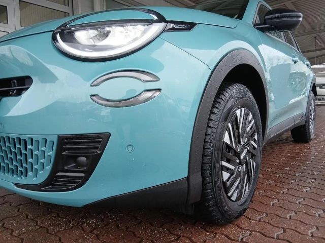 Fiat 600e Mild-Hybrid+Rückfahrkamera