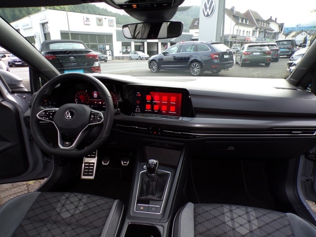 Volkswagen Golf 1.5 TSI Golf VIII