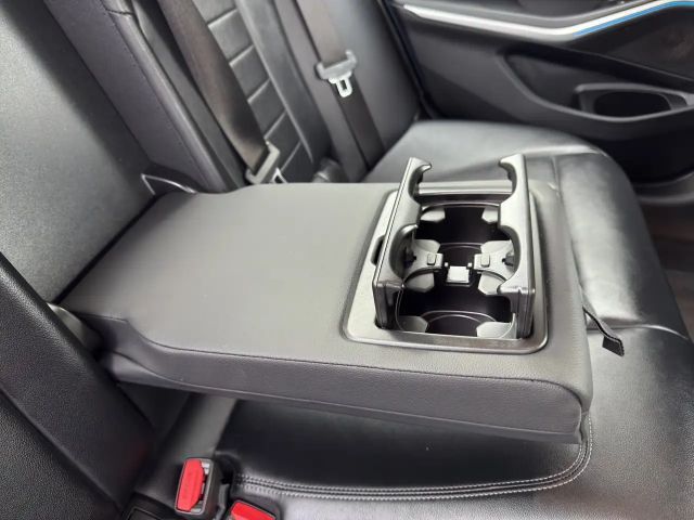 BMW 330 330e Luxury Line Sedan