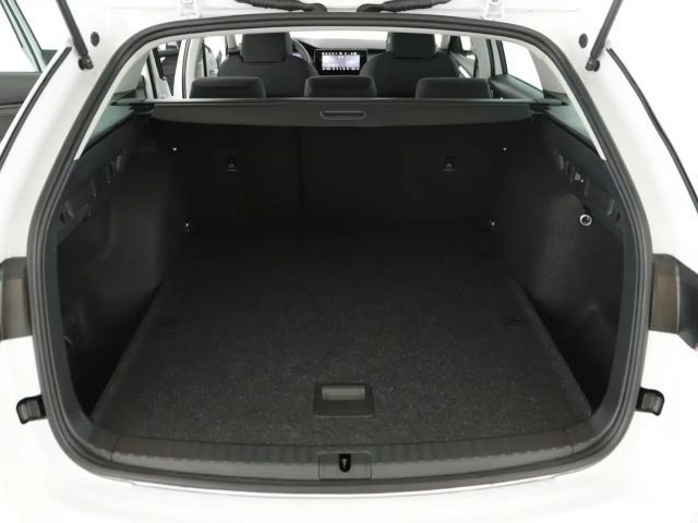 Skoda Octavia Essence TSI