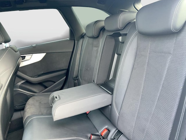 Audi A4 40 TFSI Avant S-Tronic