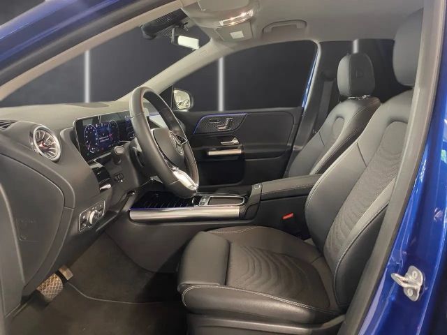 Mercedes-Benz B 200 Progressive Sedan