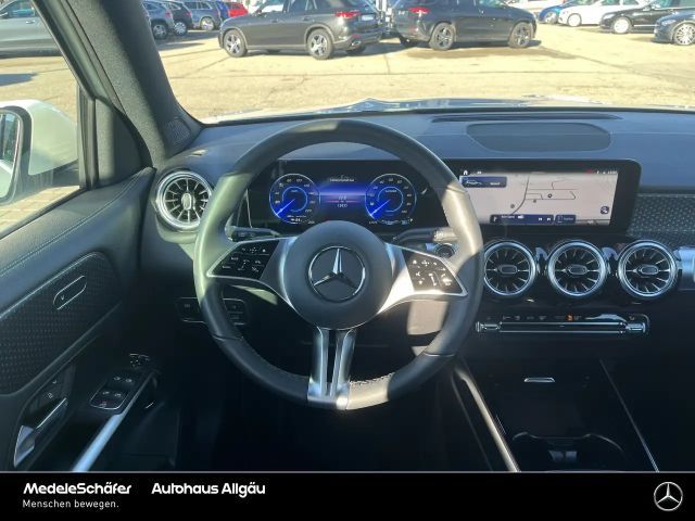 Mercedes-Benz EQB 300 4MATIC Progressive