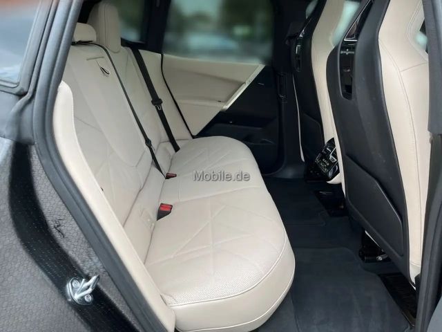 BMW iX xDrive40