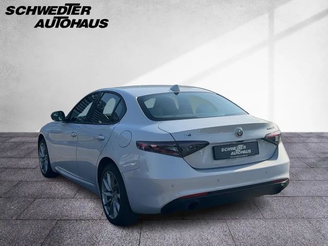 Alfa Romeo Giulia Q4 TI Turbo