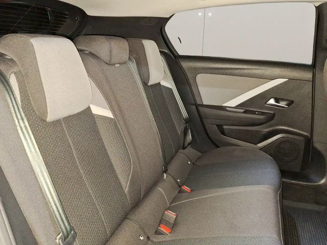 Opel Astra 1.2 Turbo Edition Turbo