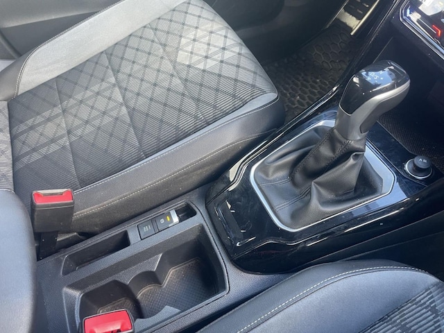 Volkswagen T-Roc 1.5 TSI DSG R-Line