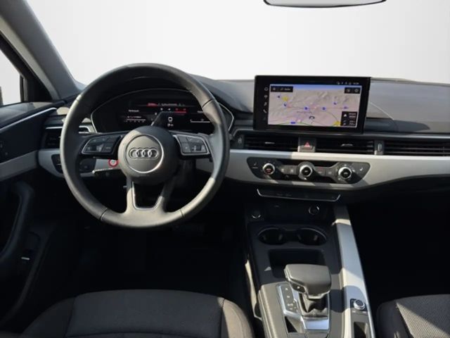 Audi A4 30 TDI Avant