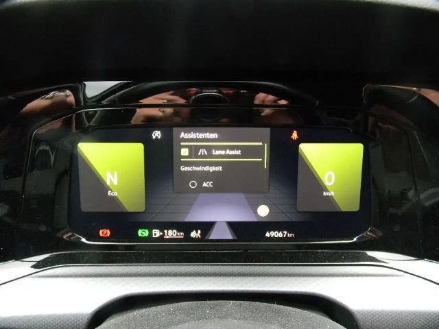 Volkswagen Golf DSG Golf VIII IQ.Drive