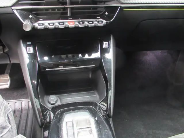 Peugeot 2008 EAT8 GT-Line