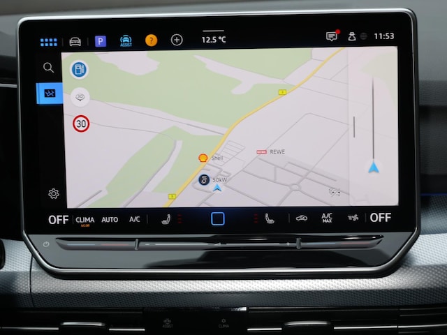 Volkswagen Golf 1.5 eTSI DSG