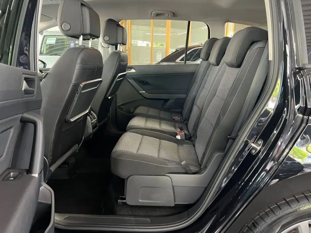 Volkswagen Touran 1.5 TSI Comfortline