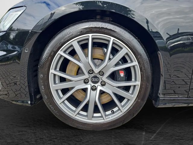 Audi S6 Avant Quattro