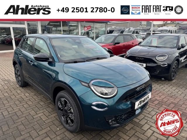 Fiat 600e Icon+AUTOMATIK+NAVI+KAMERA+SITZHEIZUNG+KEYLESS+CAR