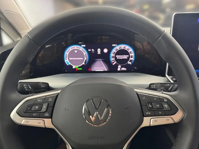 Volkswagen Golf 1.5 eTSI Golf VIII