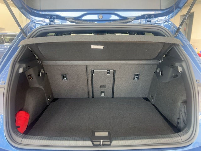 Volkswagen Golf 1.5 eTSI DSG