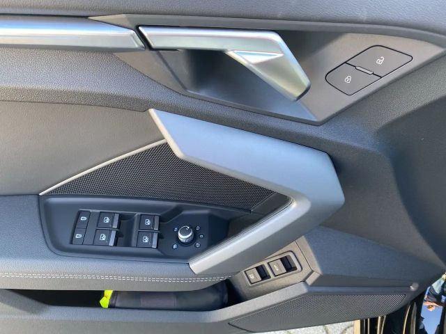 Audi A3 45 TFSI Hybride S-Line Sedan