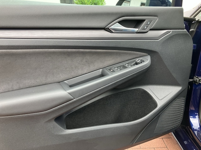 Volkswagen Golf 1.5 TSI Plus Style