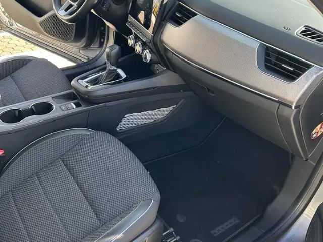 Renault Arkana E-Tech Intens