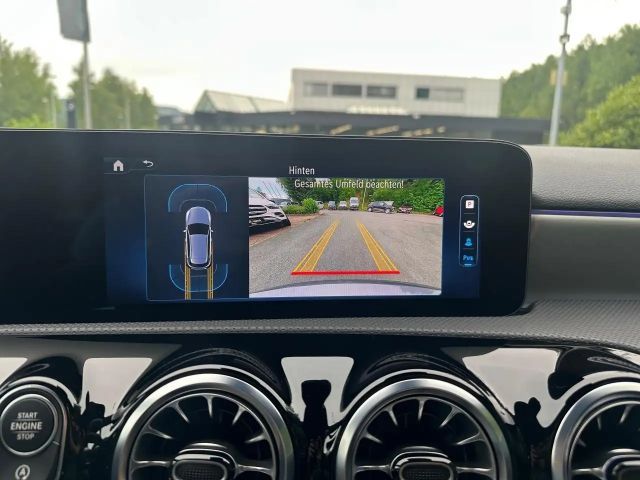 Mercedes-Benz A 200 AMG Line