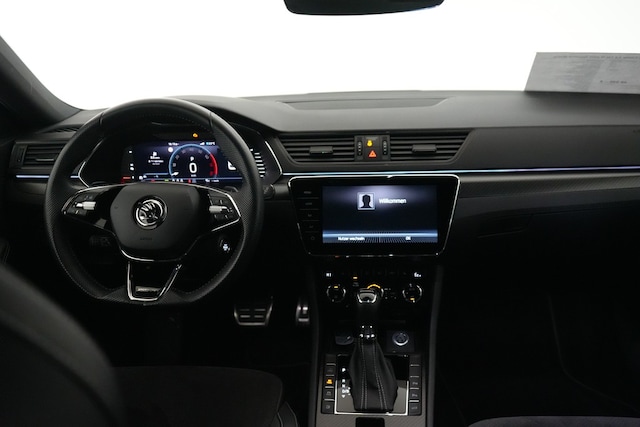 Skoda Superb Combi Sportline iV