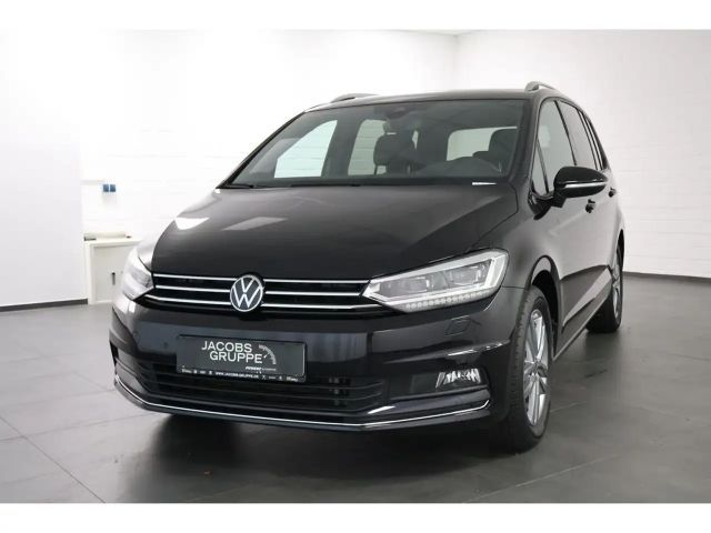 Volkswagen Touran 1.5 TSI DSG