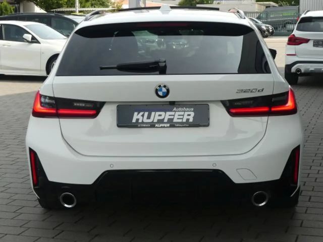 BMW 320 320d M-Sport Touring
