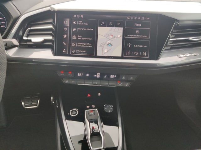 Audi Q4 e-tron SUV 45 e-tron Audi Q4 e-tron