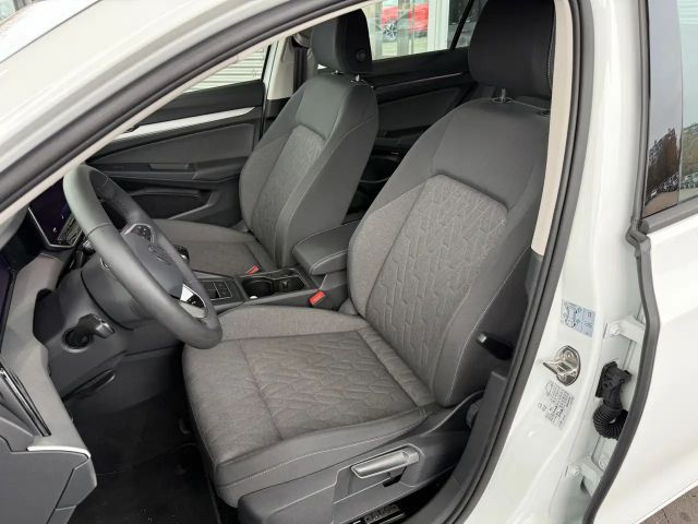 Volkswagen Golf 1.5 TSI Golf VIII Life Variant