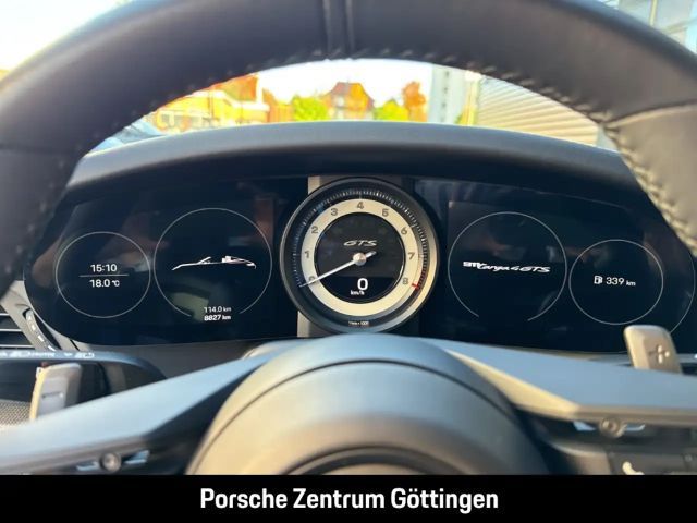 Porsche 992 4 Coupé GTS Targa