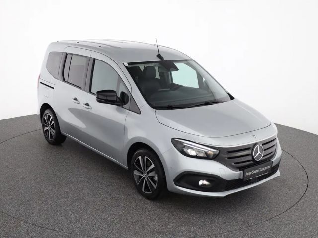 Mercedes-Benz EQT 200 Premium