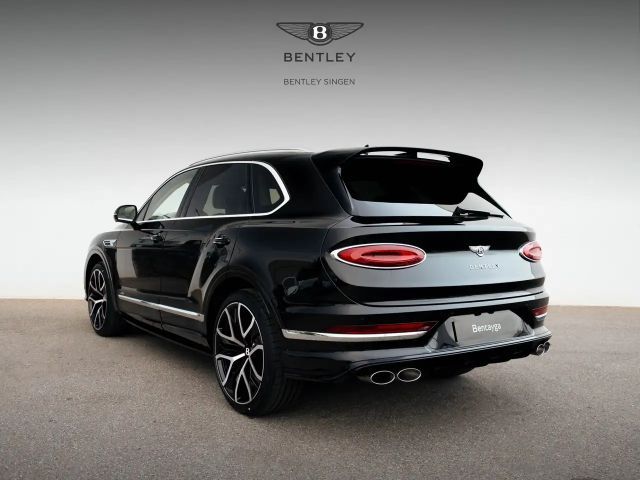 Bentley Bentayga Speed / Akrapovic Titan Auspuffanlage