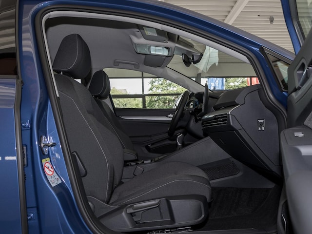 Volkswagen Golf Life Variant