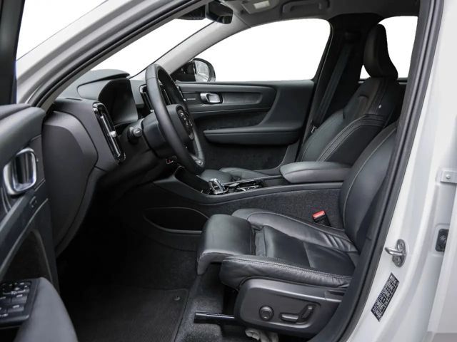 Volvo XC40 Dark Plus Recharge T5