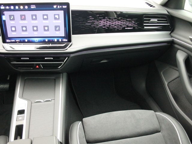 Volkswagen Passat 2,0 l TDI SCR 110 kW (150 PS) 7-Gang-Doppelkupplungsgetrie KLIMA LED NAVI ALU