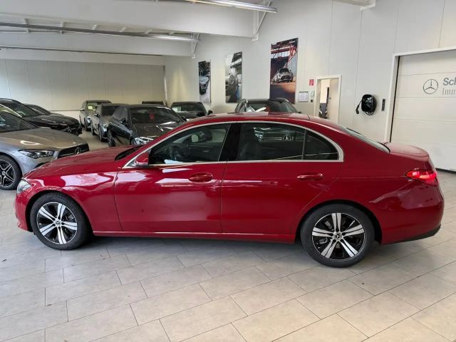 Mercedes-Benz C 200 AVANTGARDE Sedan