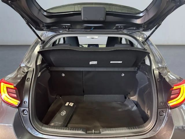 Toyota Yaris Hatchback Hybride Team D