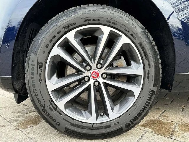 Jaguar F-Pace AWD D200 S