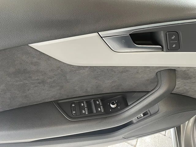 Audi A4 30 TDI Avant S-Tronic