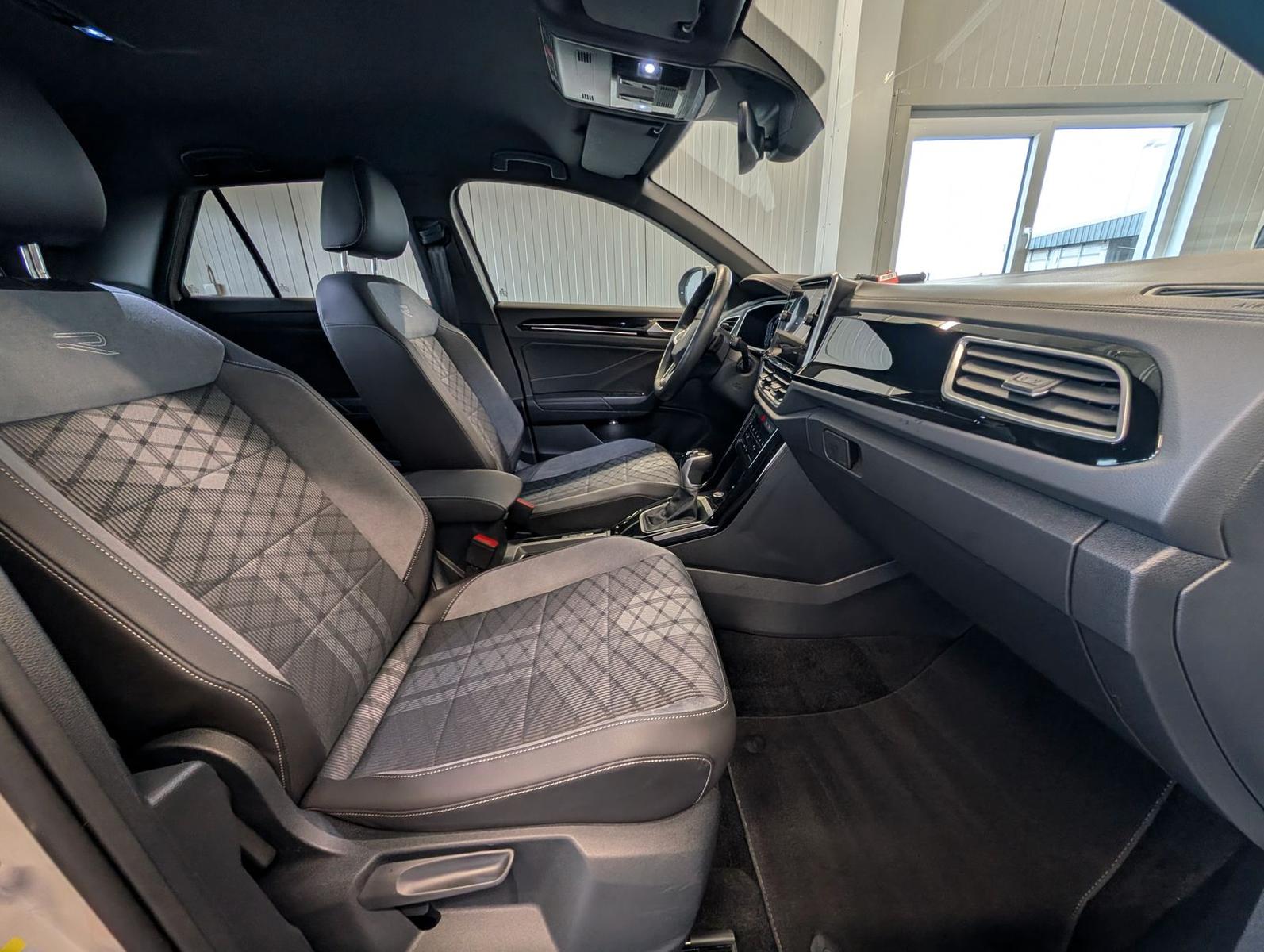 Volkswagen T-Roc 1.5 TSI DSG IQ.Drive R-Line