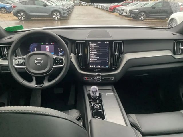 Volvo XC60 Dark Plus