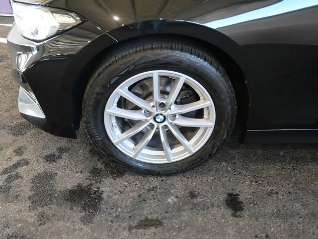 BMW 320 320d Touring xDrive
