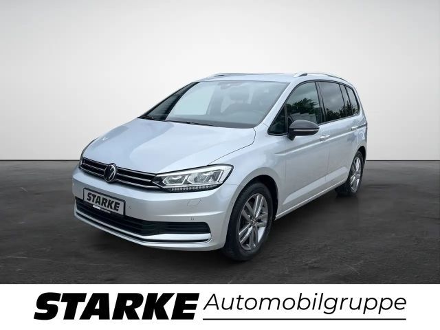 Volkswagen Touran 1.5 TSI DSG