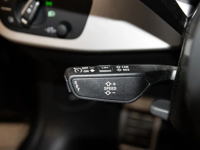 Audi A4 35 TFSI S-Line