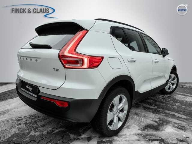 Volvo XC40 Core Momentum